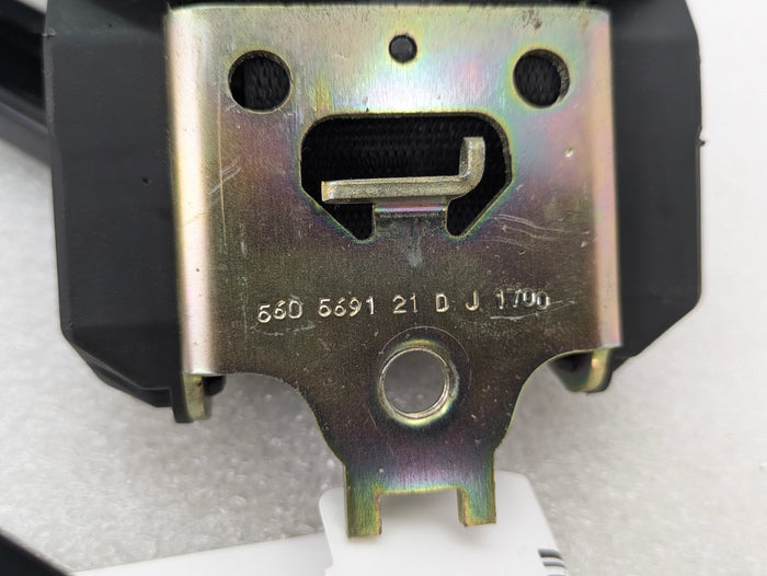 BMW E46 330i 328i 325i 325i Sedan/Wagon Front Right Seat Belt & Force Limiter 8201012