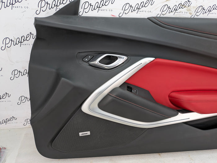 2018 Chevrolet 6th Gen Camaro 2SS Right/Passenger Side Door Panel Card Black/Adrenaline Red (H16) W/Bose 84165451