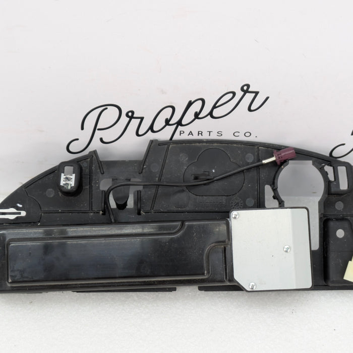 Chevrolet C7 Corvette Stingray Mobile Phone Antenna & Mounting Bracket 84156075/84213076 *NOTE*