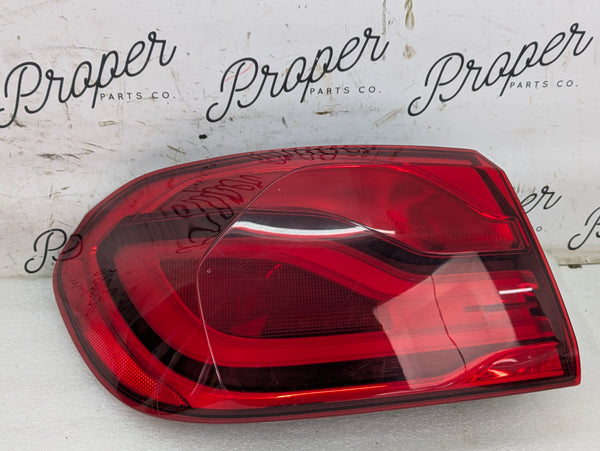 BMW F36 F32 F33 F82 F83 440xi 430xi M4 LCI LED Rear Left/Driver Side Outer Tail Light 8496525 *DAMAGED*