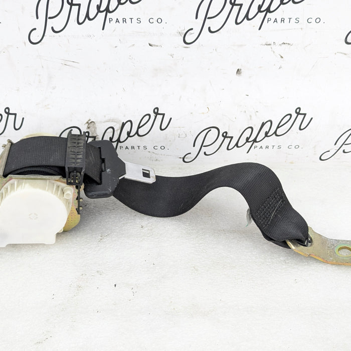 BMW E61 530xi 525xi 550i 545i Rear Upper Seat Belt Retractor 72119132827