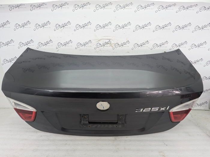 BMW E90 325xi 335xi 330xi 328xi 323i Pre-LCI Trunk Lid Graphite Metallic (A22) 41627151491