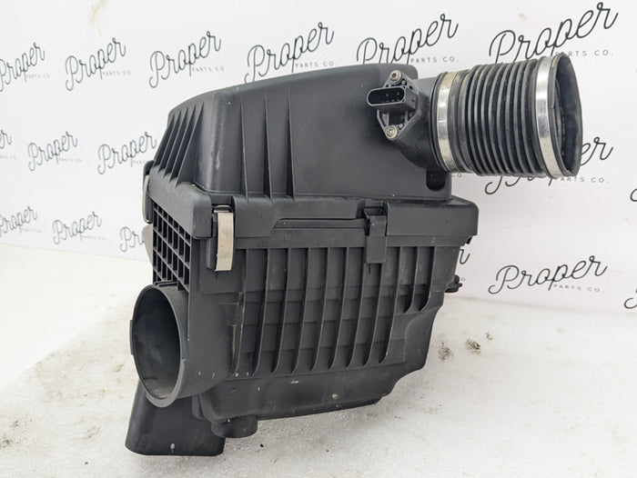 BMW E60 E61 M5/E63 E64 M6 Right/Passenger Side Intake Air Box Filter Housing & MAF 7834501/7834213