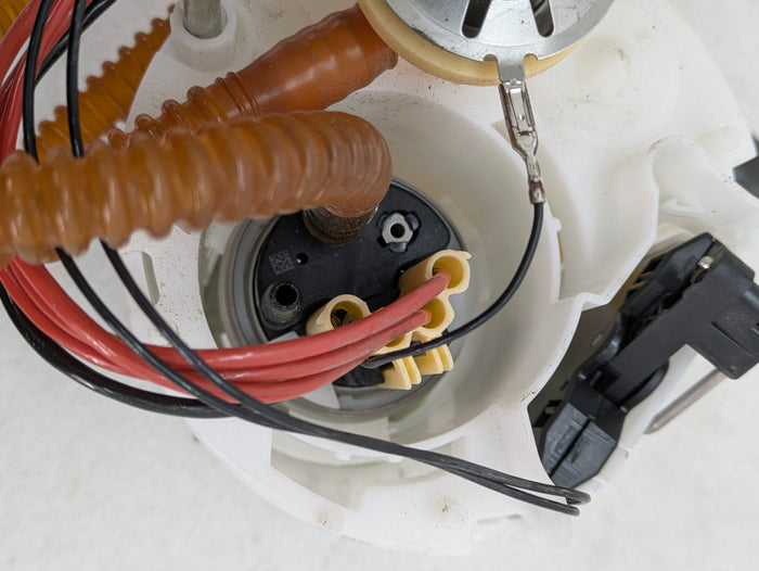 BMW F30 F31 F32 F33 F34 F36 340xi 340i 330i 330xi B58 B46 In Tank Low Pressure Fuel Pump/LPFP 7344066