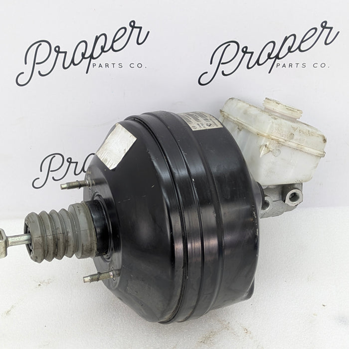 BMW F36 435xi Brake Booster & Master Cylinder Assembly 2284895 *NOTE*