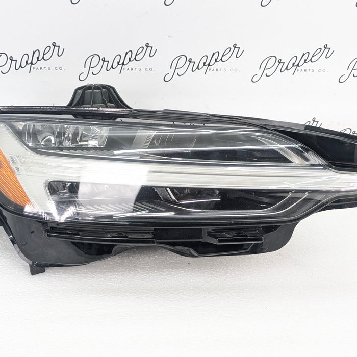 2021 Volvo V60 T6 R-Design Right/Passenger Side Adaptive LED Headlight 31427776 *DAMAGED*