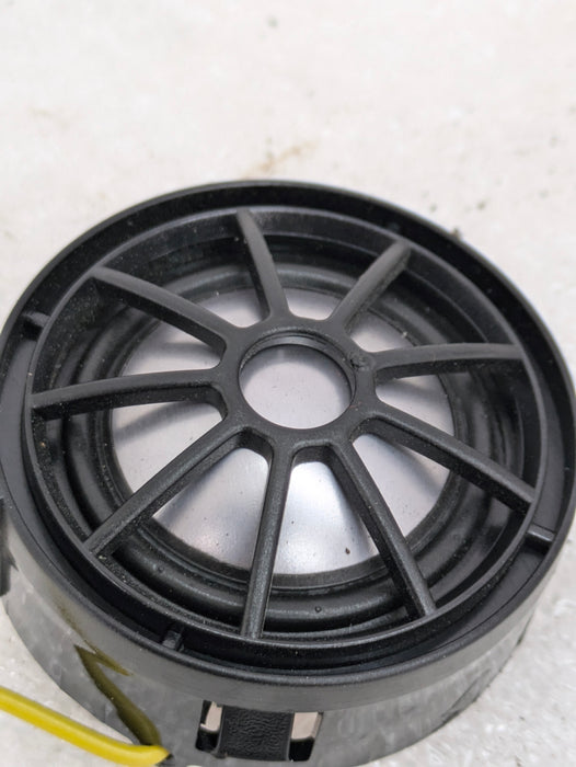BMW E60 E61 530xi 550i 545i 525xi Front Door Tweeter Speaker Logic 7 6919351