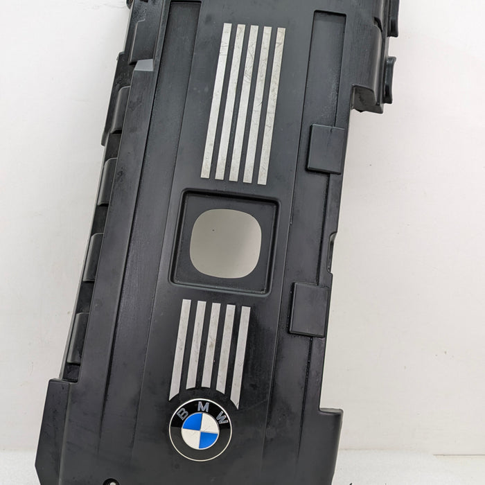 BMW E82 E88 E90 E92 E93 335i 335is 335xi N54 Engine Coil Pack Cylinder Head Cover Trim 11127575036 *Damaged*