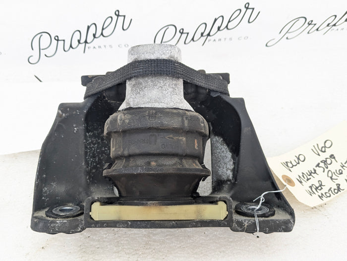 2021 Volvo V60 T6 R-Design Right/Passenger Side Engine Motor Mount 32137494