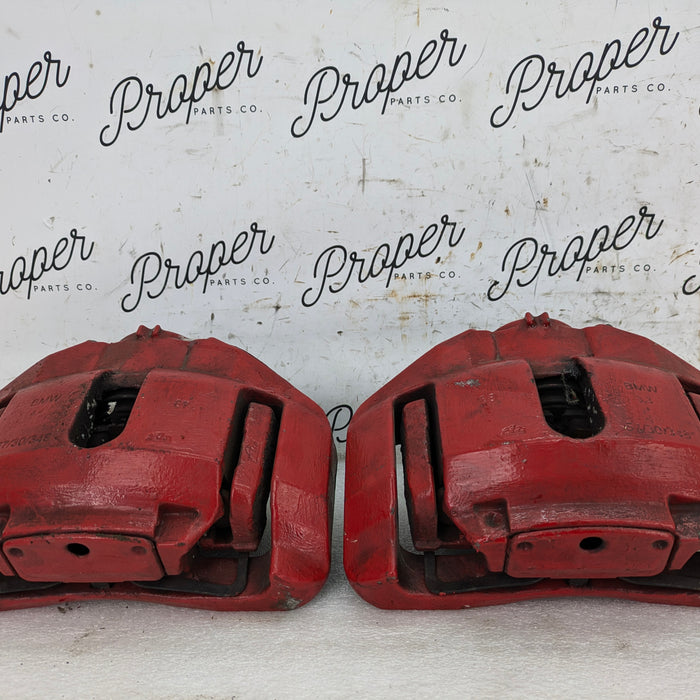 BMW E92 E93 E90 335xi 335i Front Brake Calipers 34116773201/34116773202