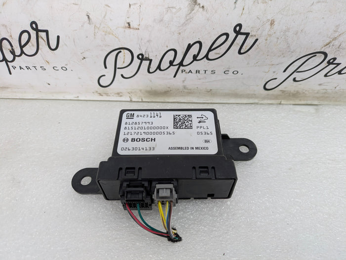 2018 Chevrolet 6th Gen Camaro 2SS Rear Parking Assist Control Module 84231141