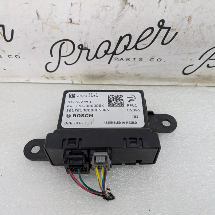 2018 Chevrolet 6th Gen Camaro 2SS Rear Parking Assist Control Module 84231141