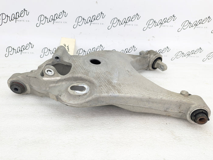 2021 Volvo V60 T6 R-Design Right/Passenger Side Rear Lower Control Arm 32292408