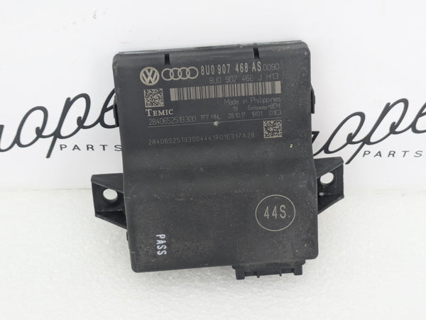2015-2018 Audi 8U Q3 Gateway Interface Control Module ECU 8U0907468ASJ