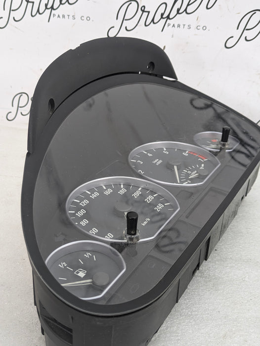 BMW E46 330Ci Coupe/Convertible Grey Face Silver Ring Speedometer Automatic KMH Gasoline Instrument Gauge Cluster 6906875/1036017005