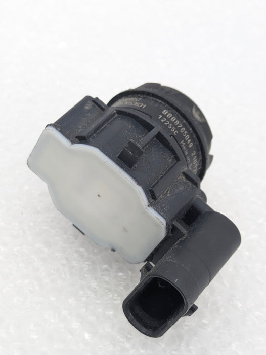 2021 Volvo V60 T6 R-Design Front Bumper PDC Sensor Set 39794576 *DAMAGED*