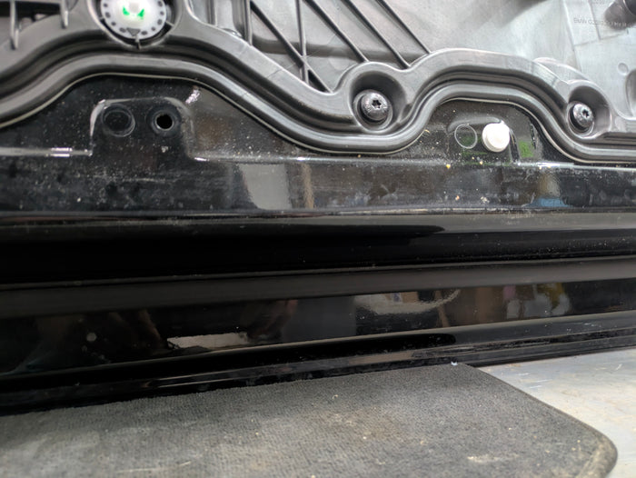 BMW G22 G23 G82 G83 430ix M440ix M4 Left/Driver Side Door Black Sapphire Metallic (475) 41009478691 *DAMAGED*