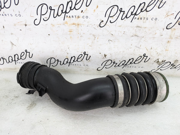 E92 E90 E93 335xi 335i E82 E88 135i N55 Turbo to Intercooler Pipe Tube Hose 7599293