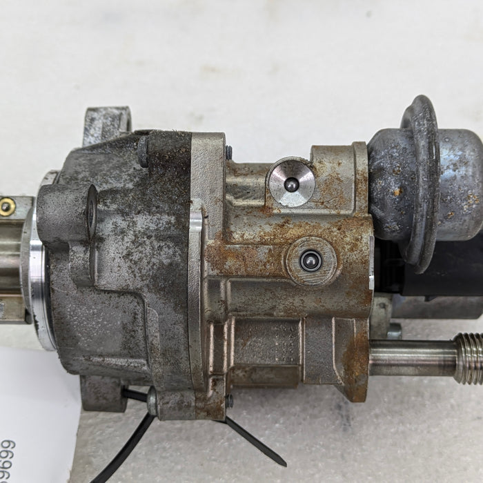 BMW E82 E88 E92 E90 E93 335i 335xi N54 N55 High Pressure Fuel Pump HPFP 7616194