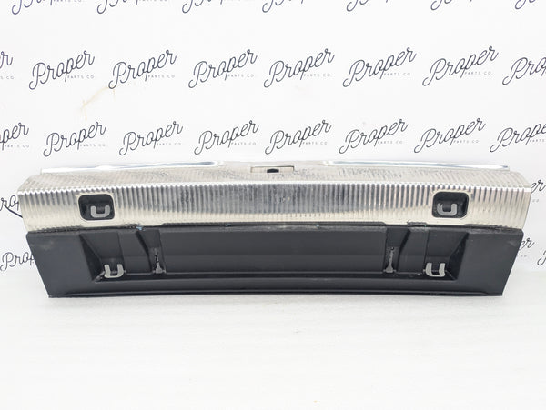 2018 Audi 8U Q3 Rear Trunk Lower Body Floor Latch Sill Plate Trim 8U0864483M