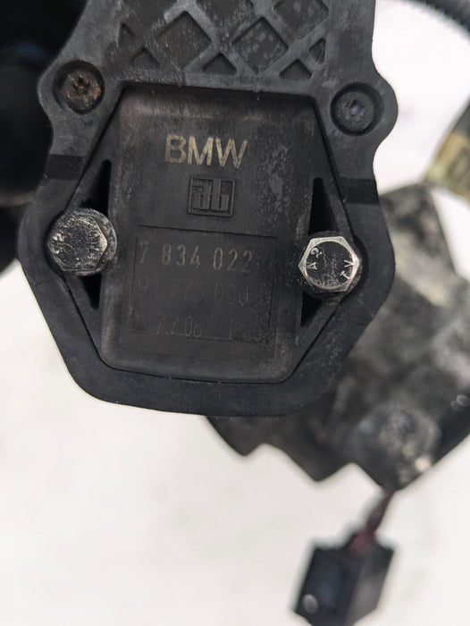 BMW S85 E60 E61 M5 E63 E64 M6 Throttle Body Assembly & Hall Sensor Cylinder 6-10 13547841814