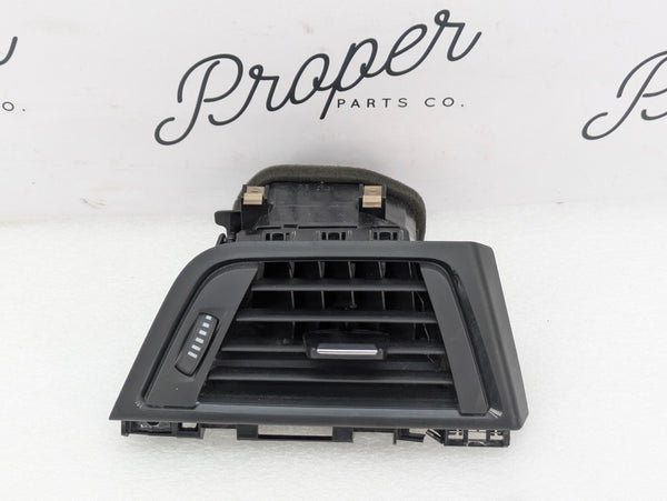 BMW F30 F31 F32 F33 F34 F36 335xi 328xi 340xi 330xi 320xi Right/Passenger Side Dashboard HVAC Air Vent 9218550