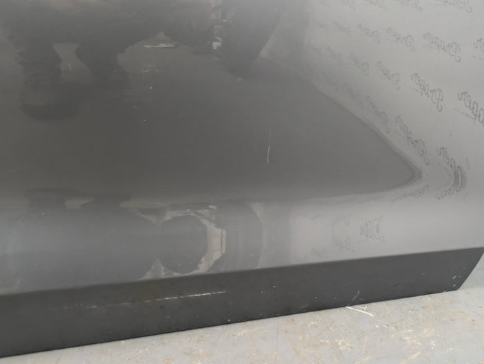 2021 Volvo V60 T6 R-Design Right/Passenger Side Front Door Osmium Gray Metallic (714)