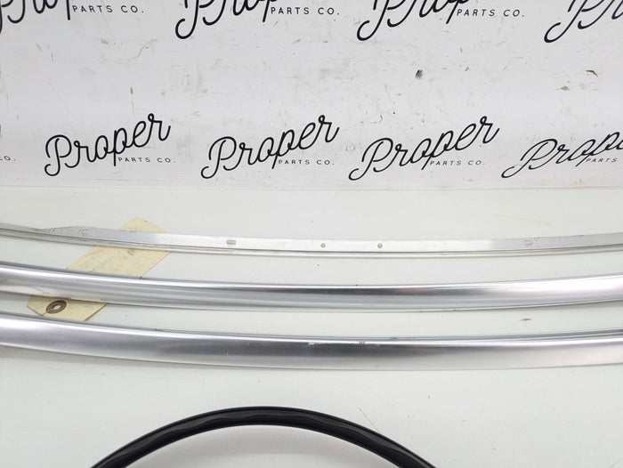 BMW E93 335is 335xi 335i 328xi 328i M3 Windshield & A Pillar Weatherstrip Seal Gasket & Trims 7119111