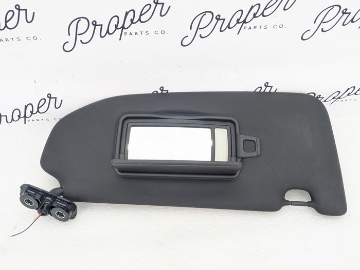 2021 Volvo V60 T6 R-Design Left/Driver Side Black Sun Visor *DAMAGED*
