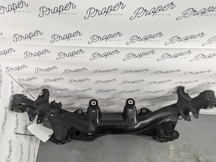BMW E90 E91 E92 E93 335IS 335xi Rear Axle Subframe Cross Member Carrier 33316783713