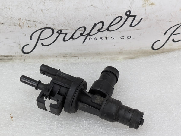 BMW F36 F32 F30 F31 F33 F34 440xi 430xi B58 B48 B46 Gas Fuel Tank Breather Valve 7643106