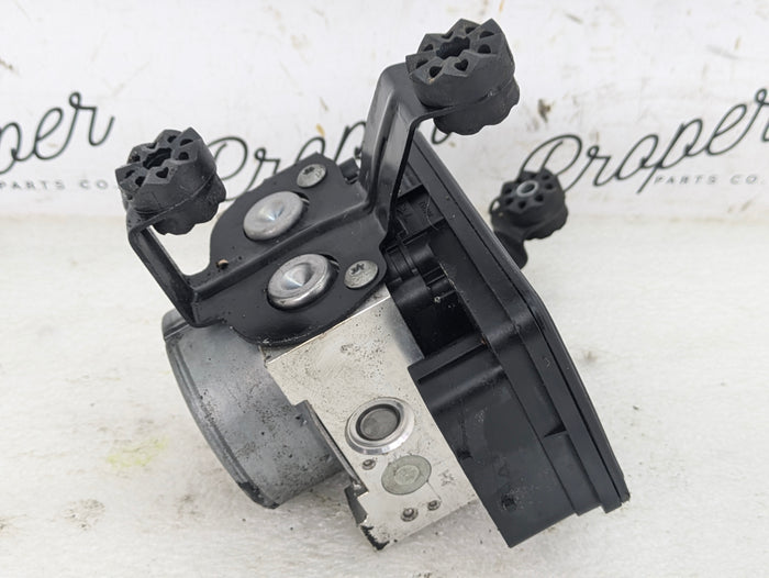 BMW F32 435xi Anti-Lock Brake ABS Pump Control Unit Module 6868319/6868318