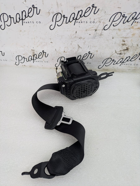 BMW G22 430ix 330ix 330ex G82 M4 Rear Left/Right Seatbelt Assembly 9476112