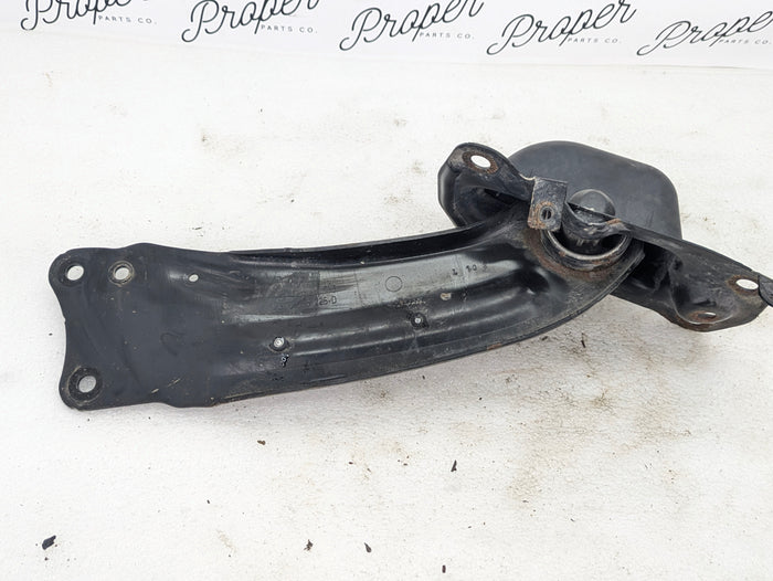 2016-2018 Audi 8U Q3 Quattro AWD Right Rear Control & Trailing Arm Perch Set 1K0501529F