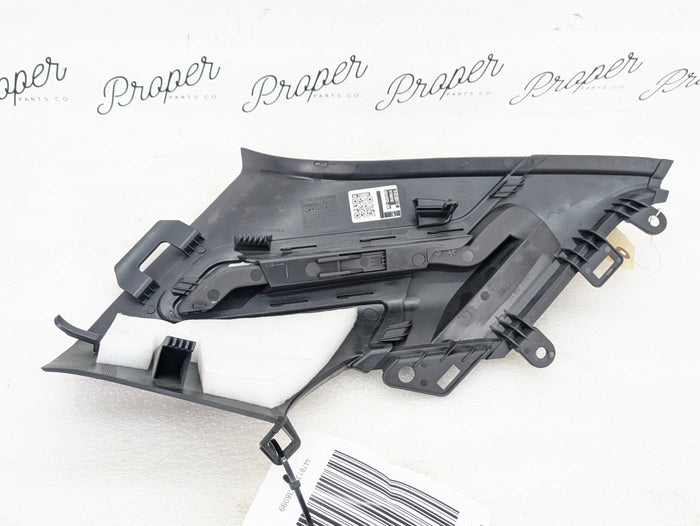 2021 Volvo V60 T6 R-Design Left Black D Pillar Trim Panel 32132031