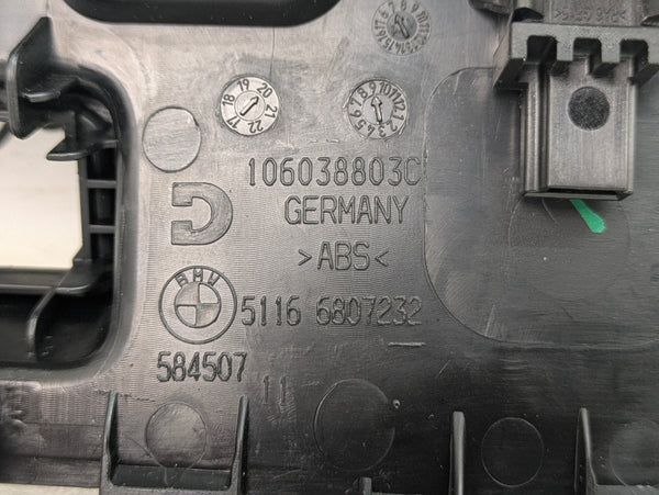 BMW G22 G23 G20 G26 430ix 330ix 330ex USB-C Charging Port/Trim 8711939/6807232