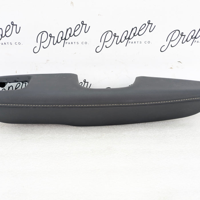 2021 Volvo V60 T6 R-Design Right/Passenger Side Front Door Arm Rest Handle