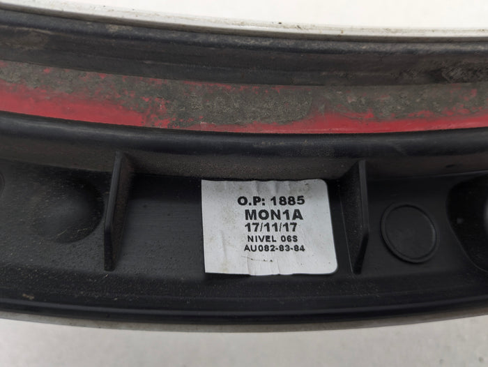 2015-2018 Audi 8U Q3 Front Right Wheel Moulding Cortina White 8U0853818C *DAMAGED*