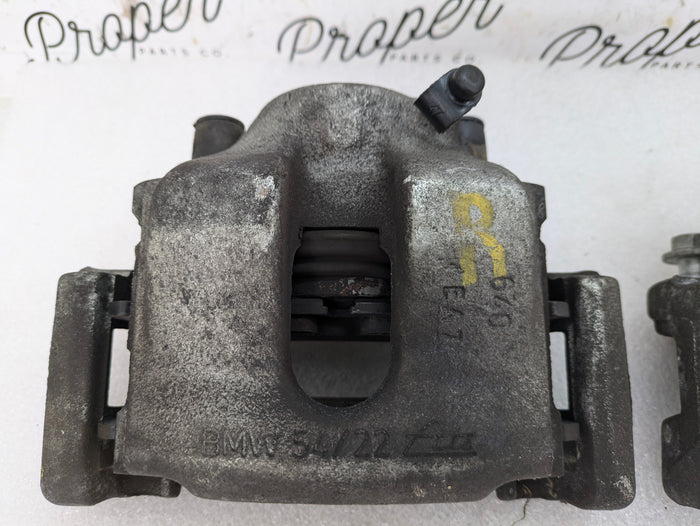 2004 BMW E85 Z4 3.0 Front Left & Right Caliper Set Pair