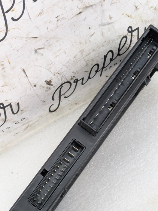 BMW E92 E90 E91 E93 3 Series Junction Box BCM Body Control Module 9264568