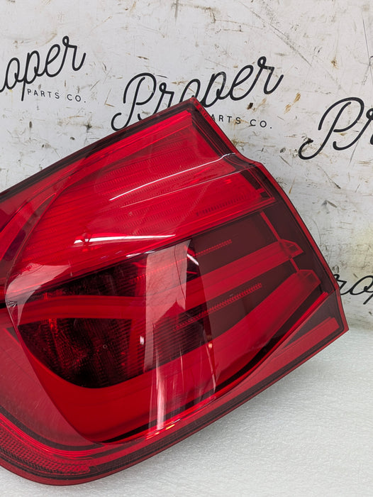 BMW F30 340i 330i 328i 328d 320i LCI Left/Driver Side Rear Outer LED Tail Light 7369115