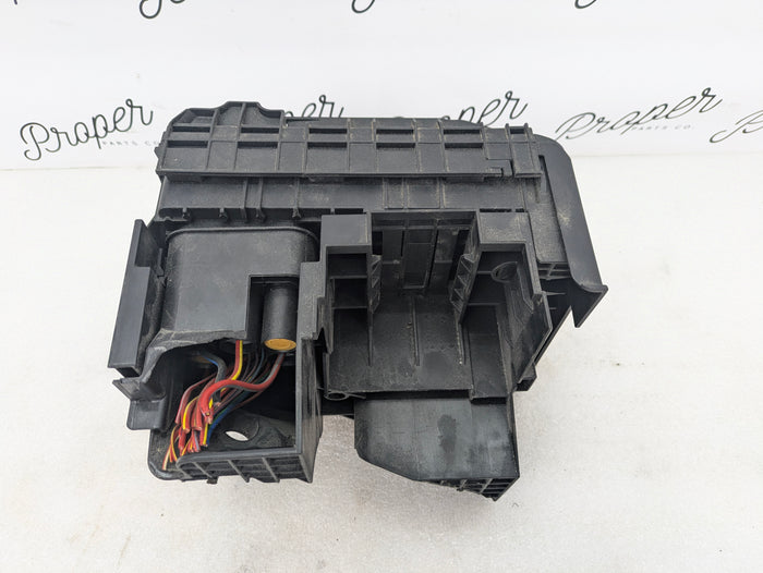 2015-2018 Audi 8U Q3 Quattro Engine Fuse Relay Box & Cover 3C0937125/1K0937132F