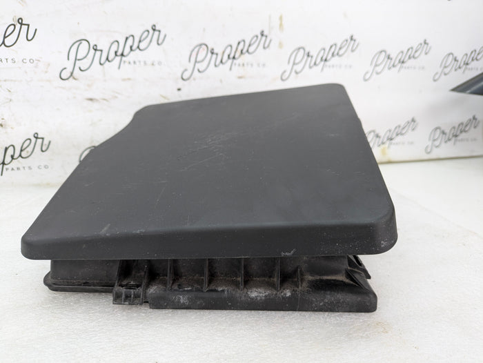 BMW E46 330CI 330I M54B30 3.0 Engine Air Filter Box Housing Top Lid Cap 7501976