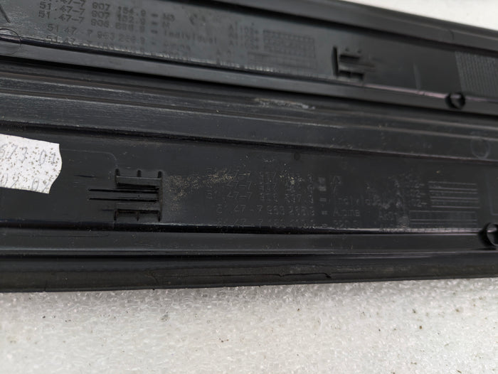 BMW E90 E91 335i 335xi 328xi Sedan Wagon M Sport Door Sill Set 7907151/907159 *DAMAGED*