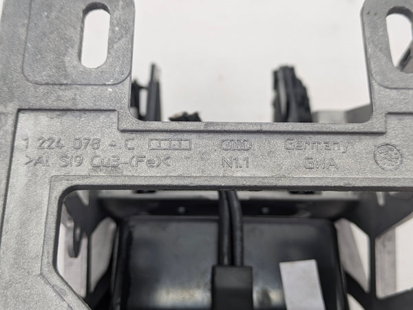 2015-2018 Audi 8U Q3 Front Center Console Armrest Black Leather Compartment Mechanism 8U0864207/8U0864283 *DAMAGED