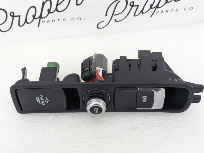 2016-2018 Audi 8U Q3 Front Center Console Bezel Trim Cover & Power Outlet 8U1863349D