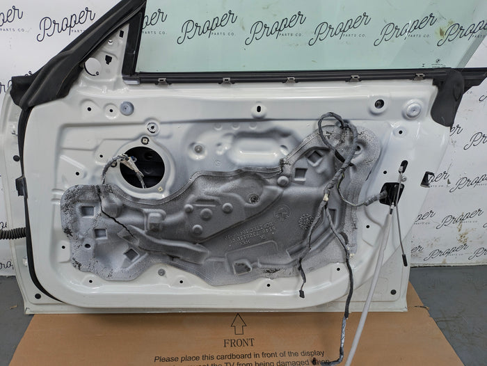 BMW F36 440xi 435xi 428xi 430xi Front Right/Passenger Side Door Alpine White (300) *NOTE*