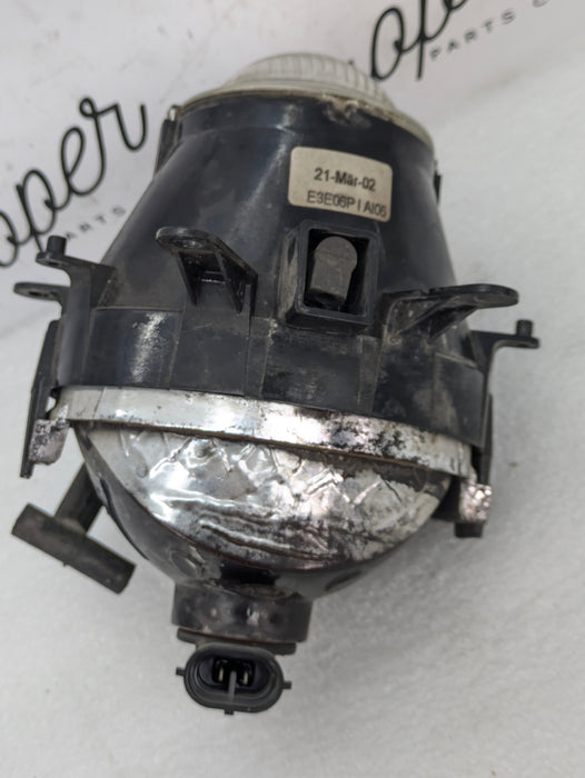BMW E46 330i 328i 325i 323i Sedan/Wagon Front Left Bumper Fog Light 6911007