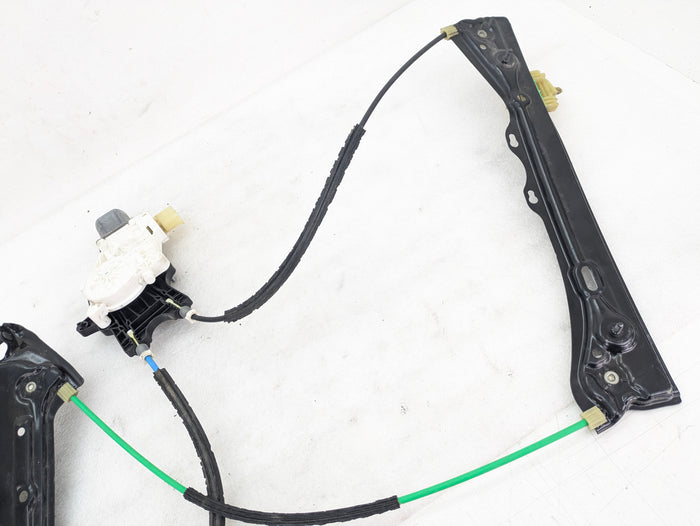 BMW F32 F33 430i 428i 435i 440i Right/Passenger Side Door Window Regulator & Motor 51337352748/7046032