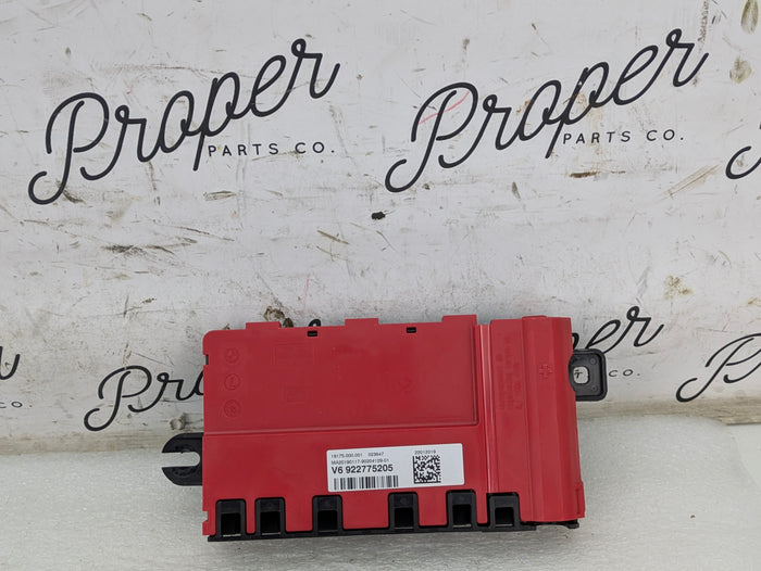 BMW F36 440xi Positive Battery Terminal Power Distribution Fuse Box Module 9227752